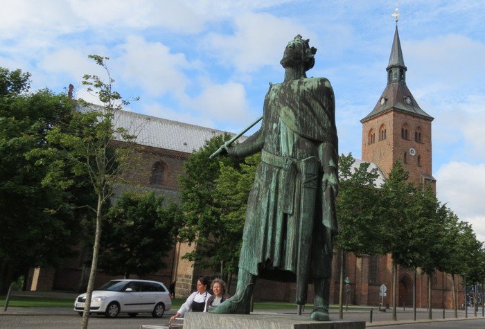 Statue of King Knud (Canute)